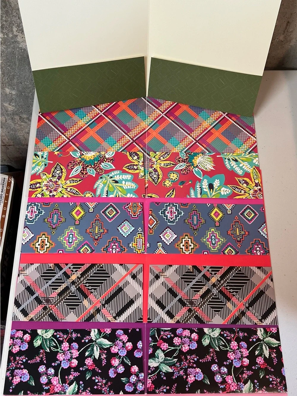 Vera Bradley Lot of 6 Pocket Folders matches Purses Bags